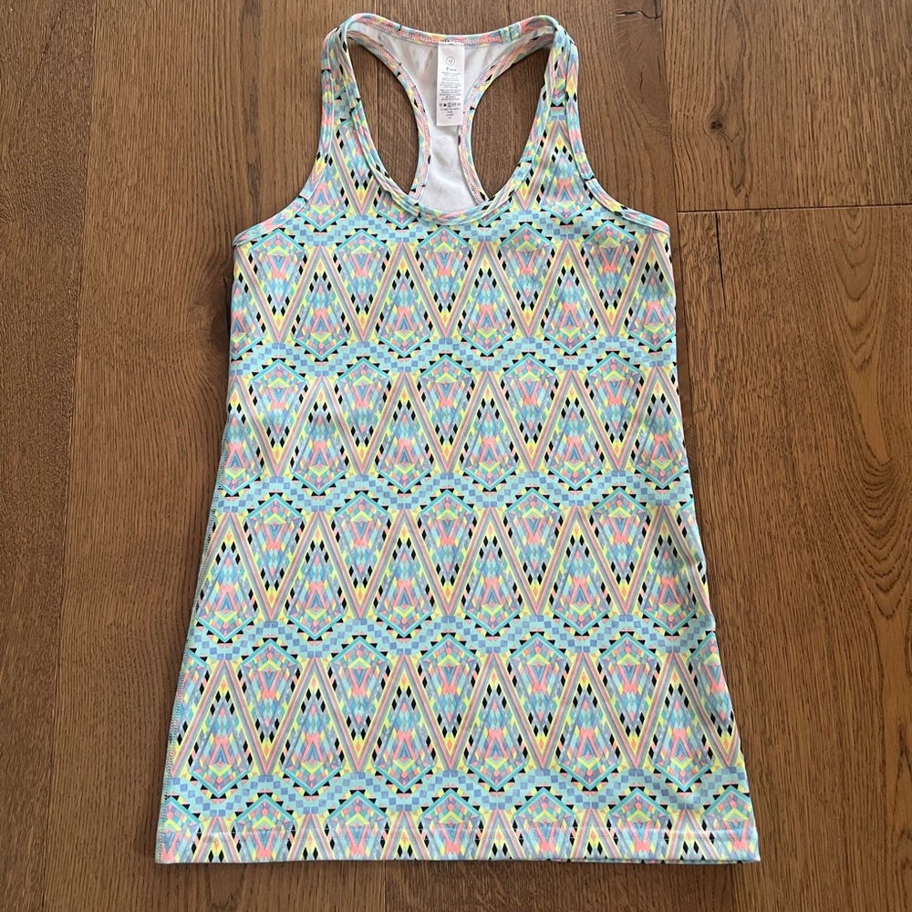 Ivivva Lululemon Keep Up Cool Racerback Tank Girls 12 Blue Abstract Print Logo